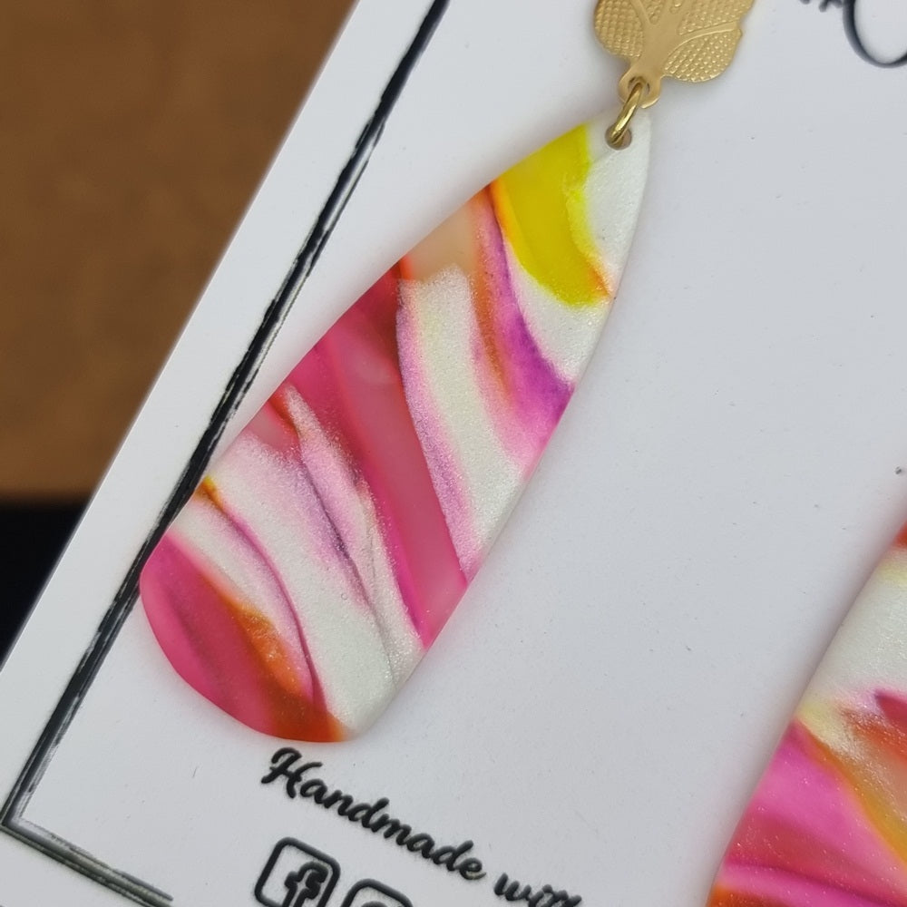 Multicolored long dagger dangles (Gold)