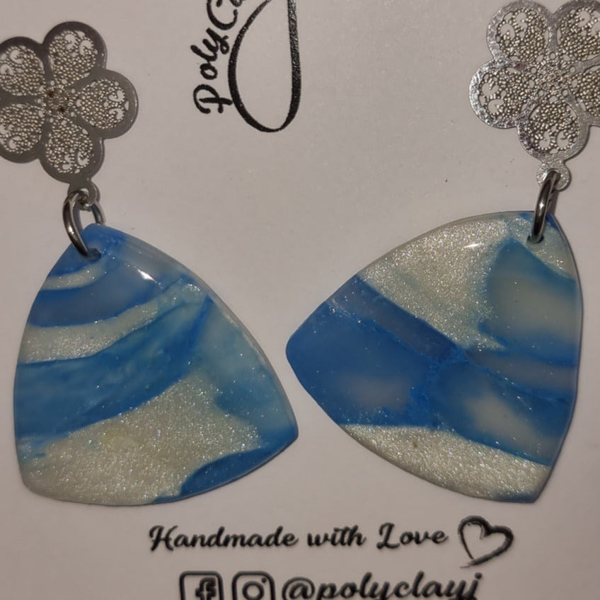 Blue and Pearl White rounded triangle dangles (Silver)