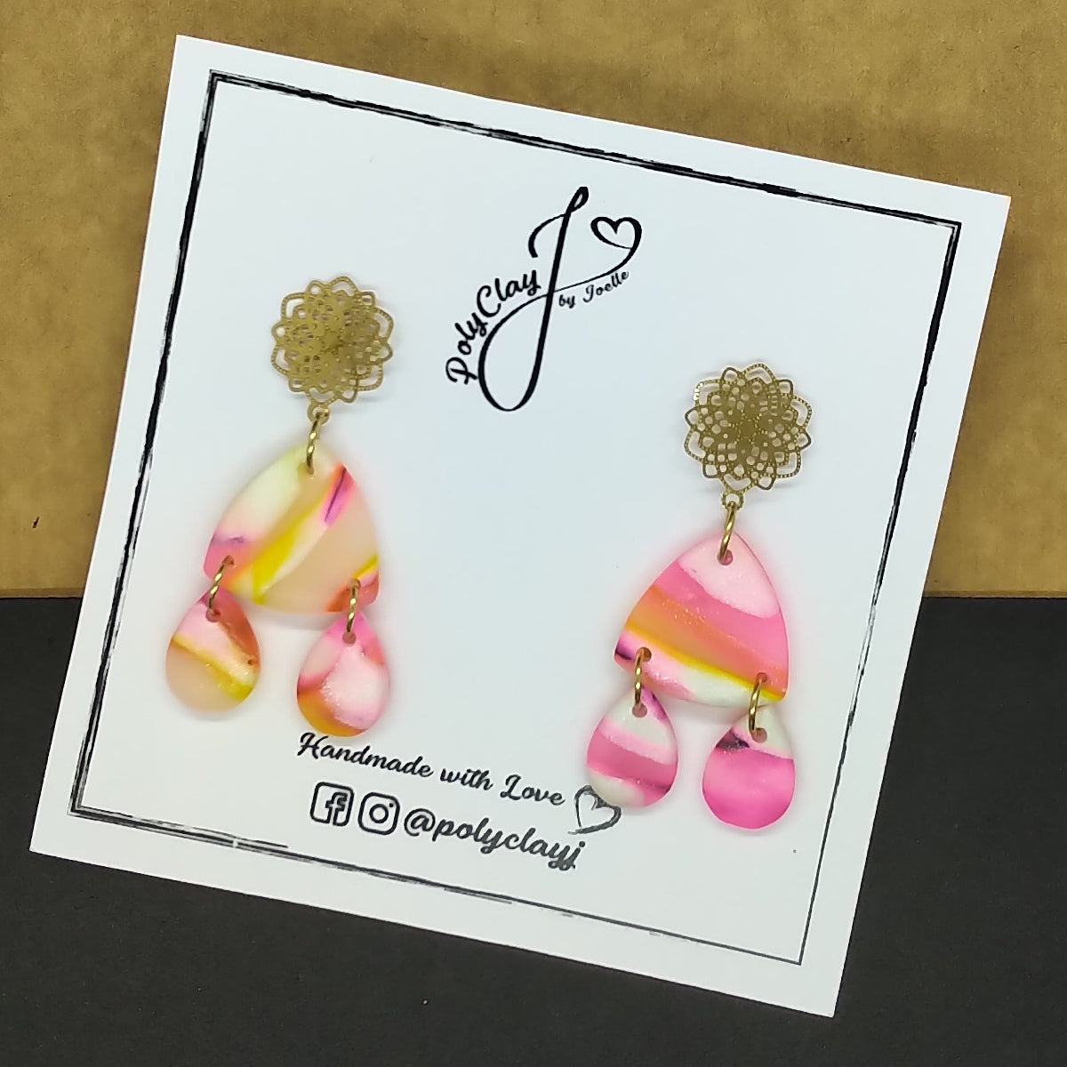 Multicolored chandelier dangles (Gold)