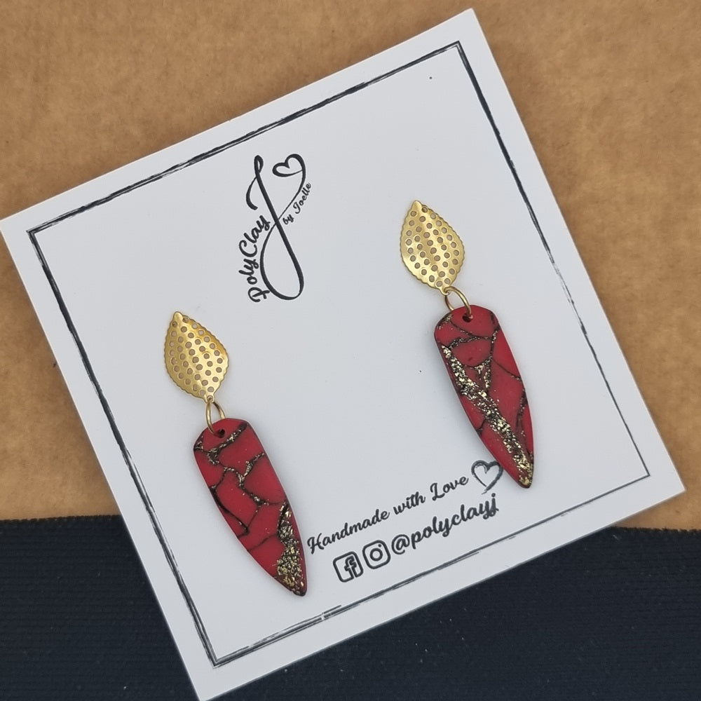 Red, black and gold small dagger dangles (Gold)