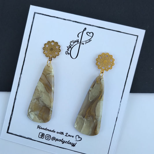 Beige gold marble long triangle dangles (Gold)